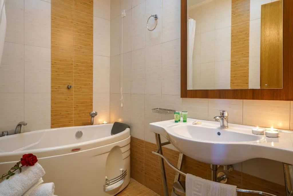 Room, Alianthos Beach Hotel, Crete