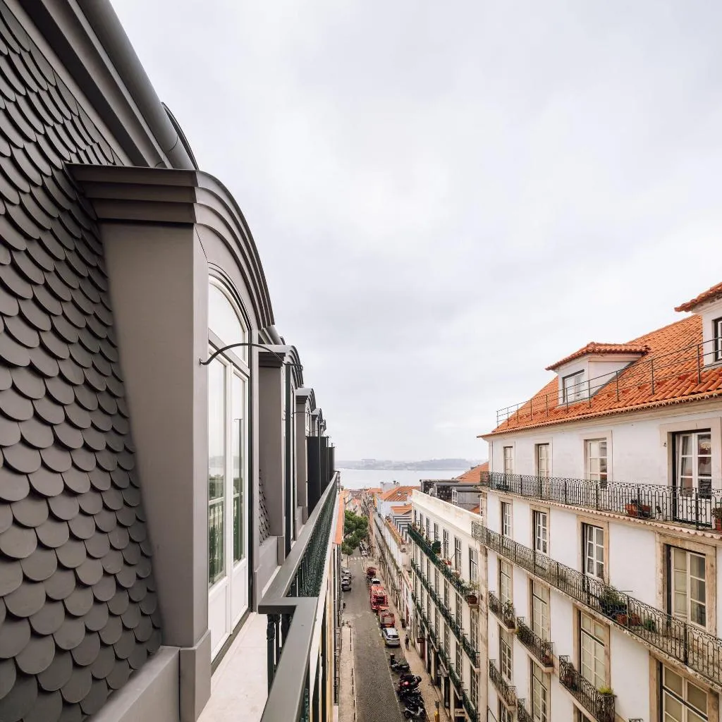 JUNIOR SUITE DELUXE KING BED Room, Bairro Alto, Lisbon