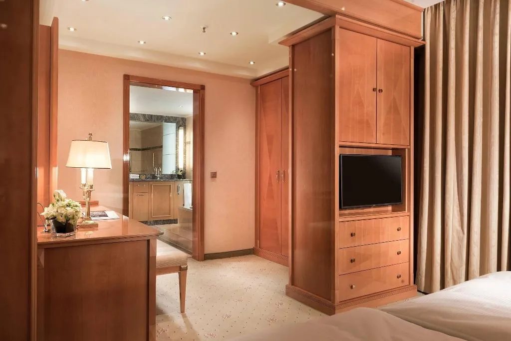 Room, JW Marriott Hotel Berlin, Berlin