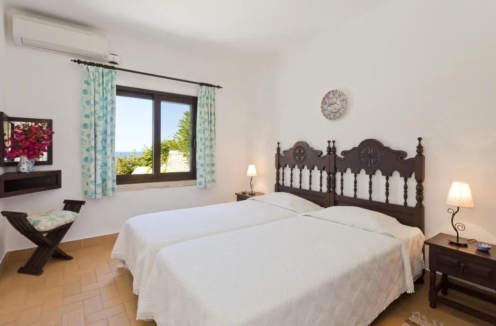 Room, Algar Seco Parque, Algarve