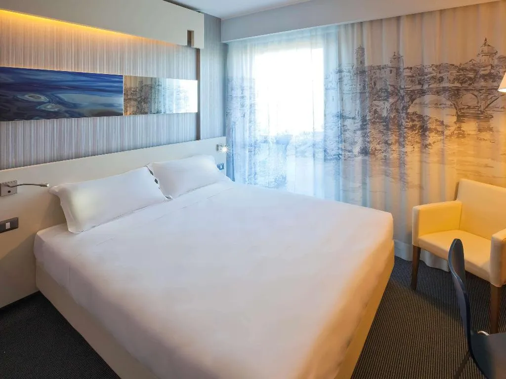 DOUBLE STANDARD Room, ibis Styles Roma Eur, Rome