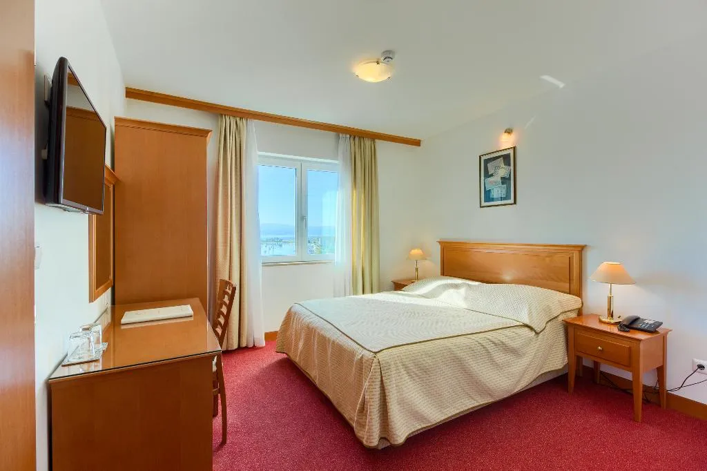 DOUBLE SINGLE USE SEA VIEW Room, Villa Dvor, Split