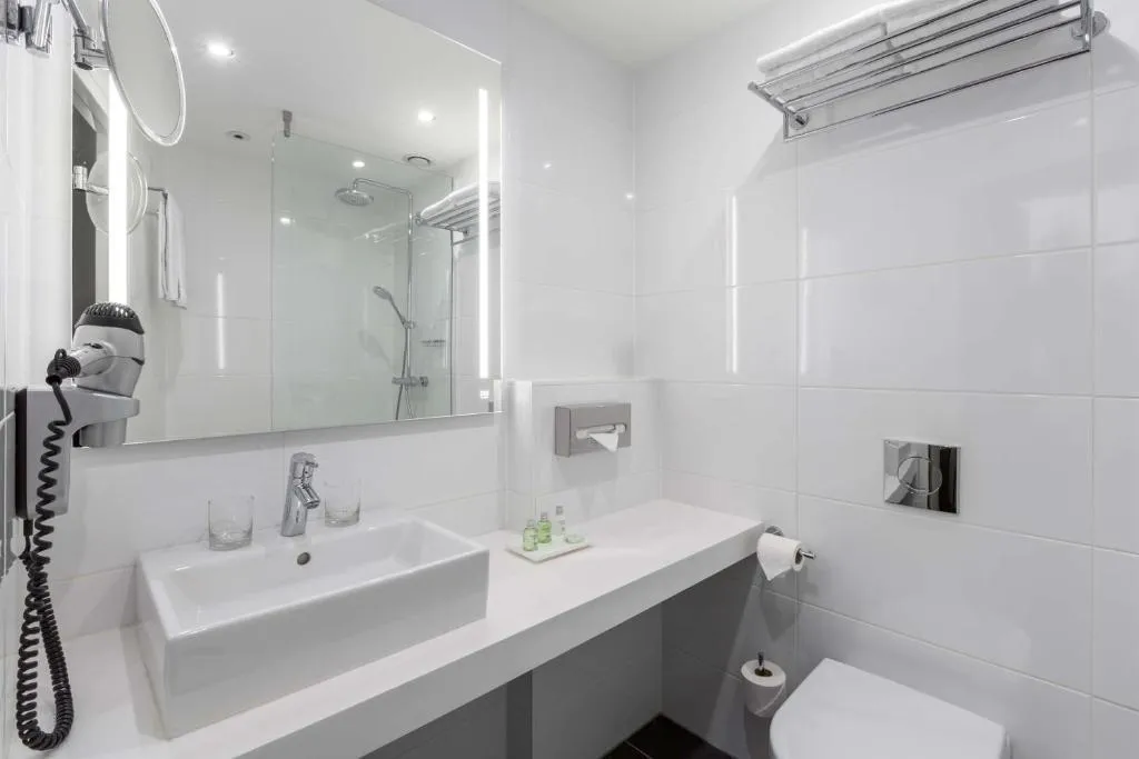 TRIPLE SUPERIOR Room, NH City Centre Amsterdam, Amsterdam