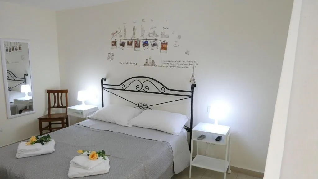 Room, B&B Dimora Cirillo, Naples