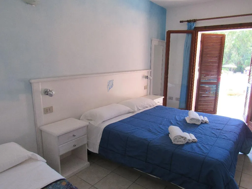 FAMILY ROOM CAPACITY 5 Room, Marina Manna Hotel & Club Village, Alghero