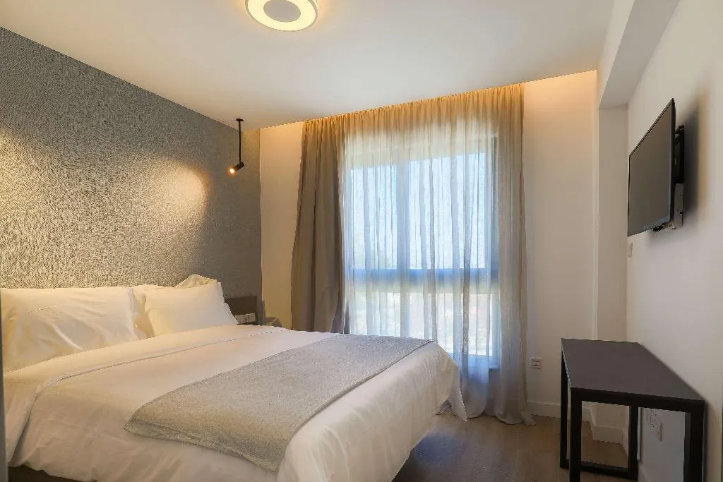 Room, Quality Lodge, BW Premier Collection, Cyprus