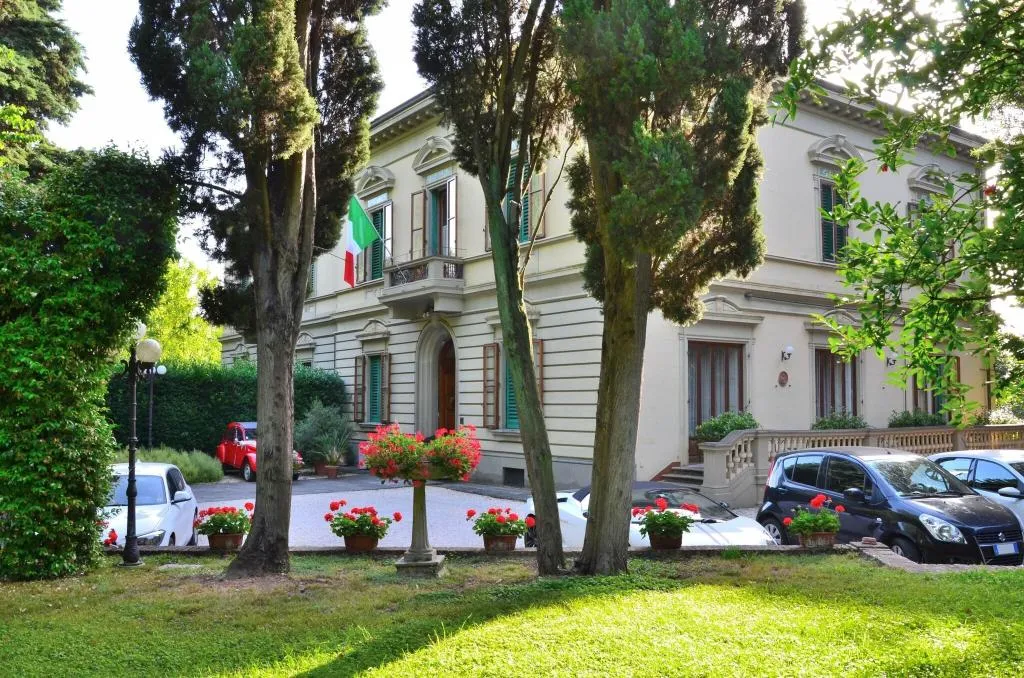 Terrace, Residence Michelangiolo, Florence