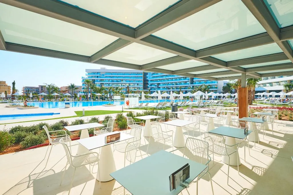 Pool, Hipotels Playa de Palma Palace, Majorca