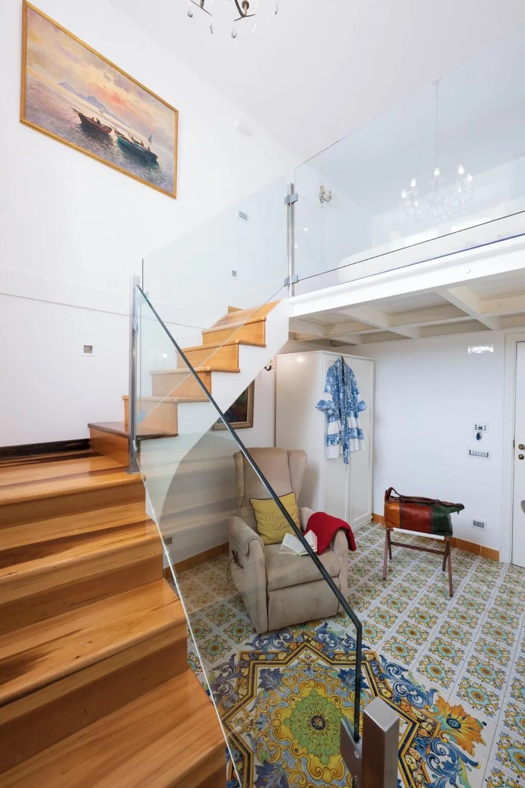 DOUBLE QUEEN SIZE BED Room, Residenza Luce, Naples
