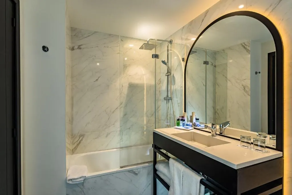 Double or Twin DELUXE Room, H10 Puerta de Alcala 4* Sup., Madrid
