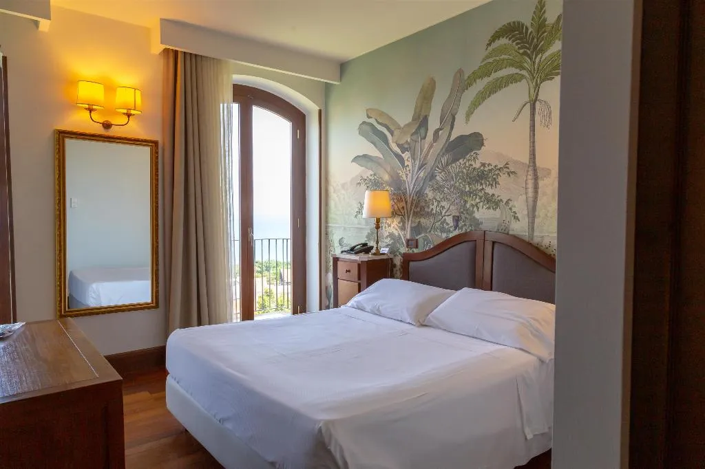 JUNIOR SUITE CAPACITY 3 Room, Best Western Hotel Santa Caterina, Catania