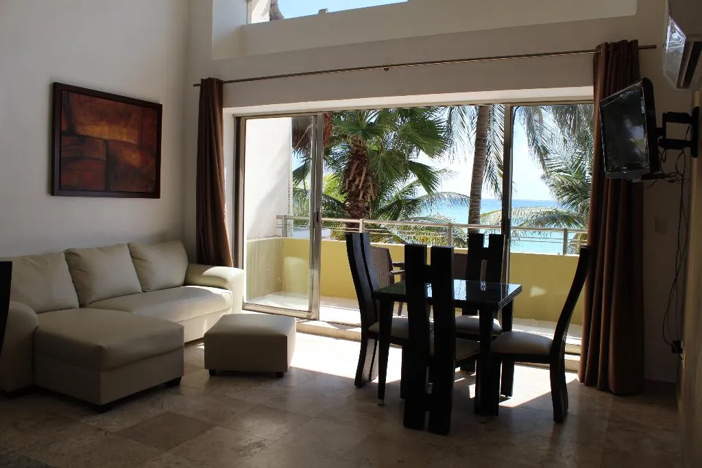 APARTMENT BEACH FRONT Room, Koox La Mar Condhotel, Playa Del Carmen