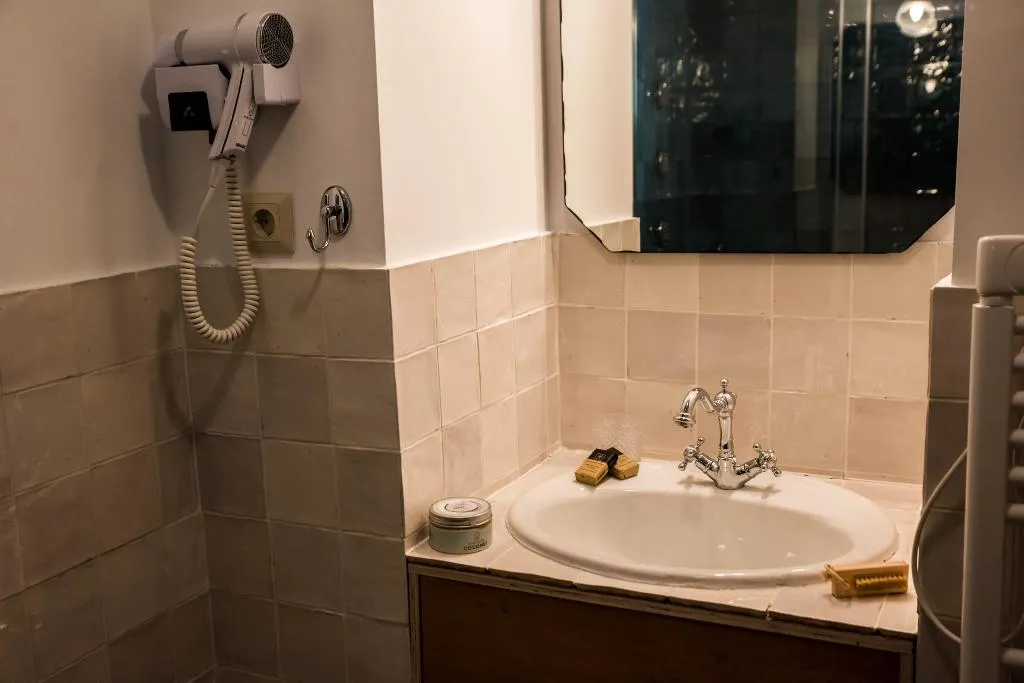 SUITE TWO BEDROOMS Room, Kyria Boutique House, Athens
