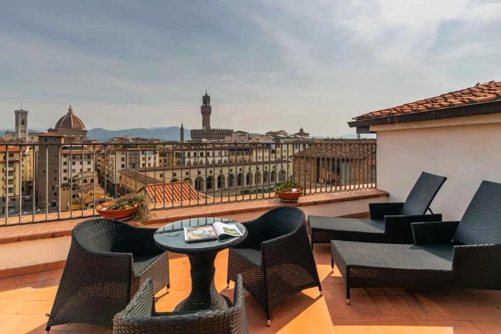 SUITE STANDARD Room, B&B Hotel Firenze Pitti Palace al Ponte Vecchio, Florence