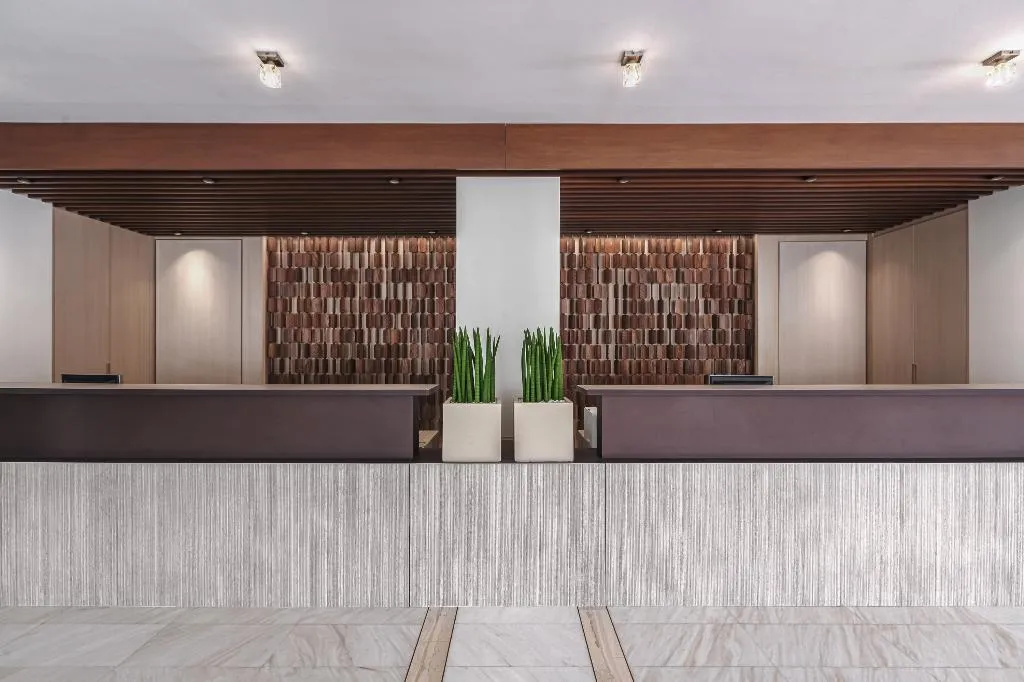 Lobby, Platanista, Kos