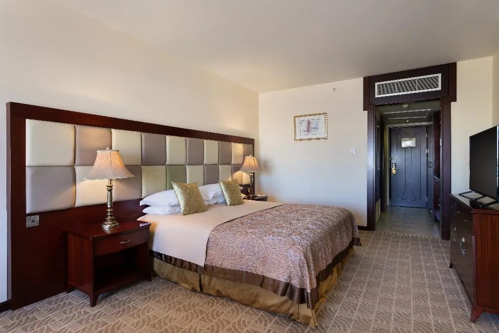 SUITE WITH TERRACE Room, Grand Hotel Excelsior, Malta