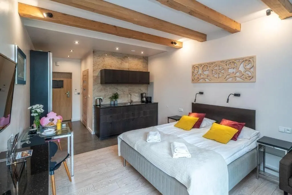 Room, ApartHotel Giewont, Krakow