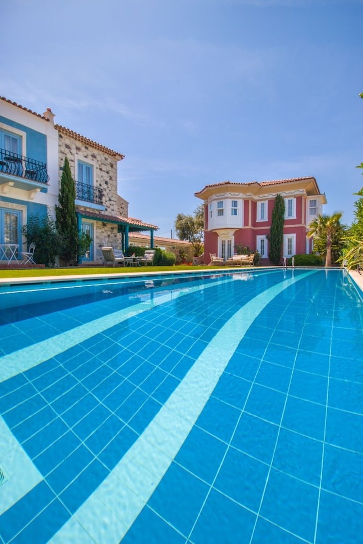 On Oda Otel, Izmir