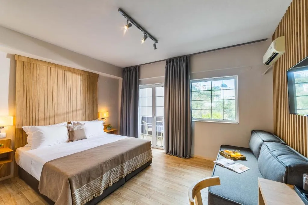 Double or Twin SUPERIOR Room, Thalassa Cape Hotel, Skiathos