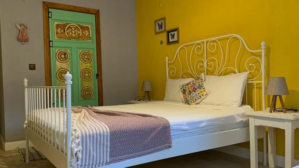 TRIPLE STANDARD Room, Perperene Konağı, Izmir
