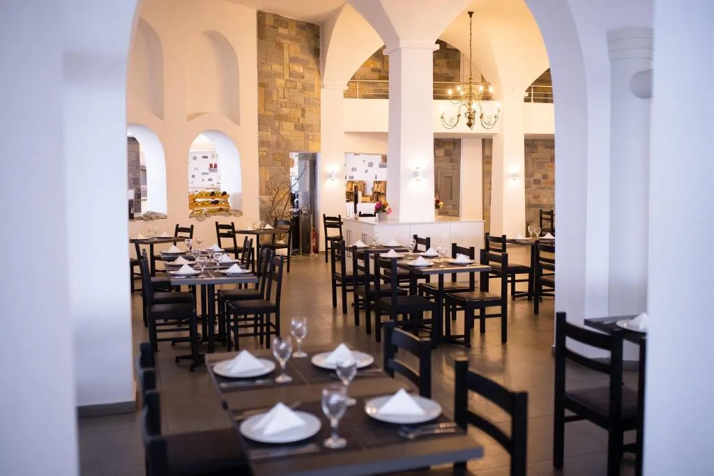 Restaurant, Peninsula Resort & Spa, Crete
