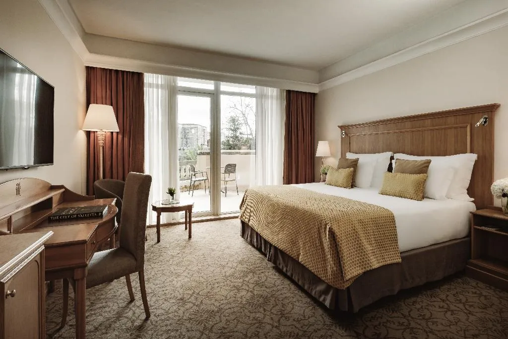 Double or Twin DELUXE WITH BALCONY Room, Corinthia Palace Malta, Malta