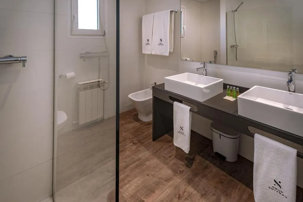 APARTMENT CAPACITY 2 TWO BEDROOMS Room, Apartamentos Playa De Castelldefels, Barcelona