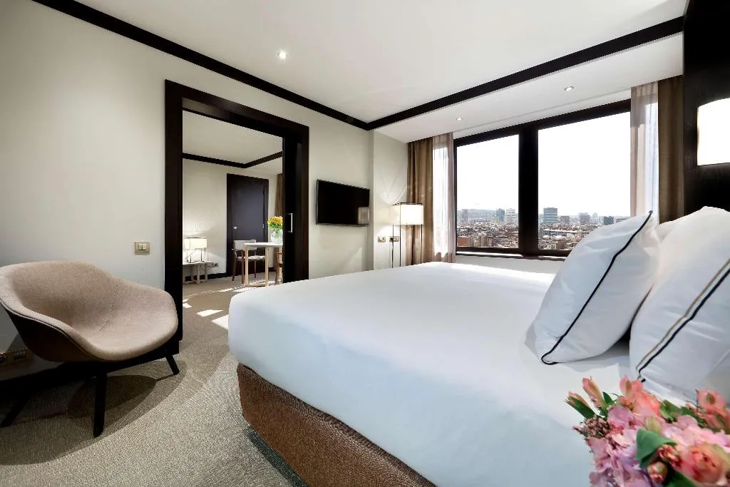 SUITE STANDARD Room, Melia Barcelona Sarria, Barcelona