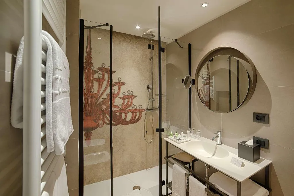 Room, NH Collection Venezia Murano Villa, Venice