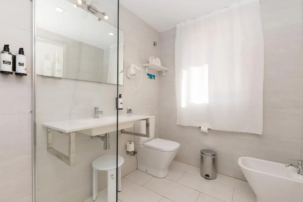SUITE STANDARD Room, Hotel Arenas de Son Bou, Menorca