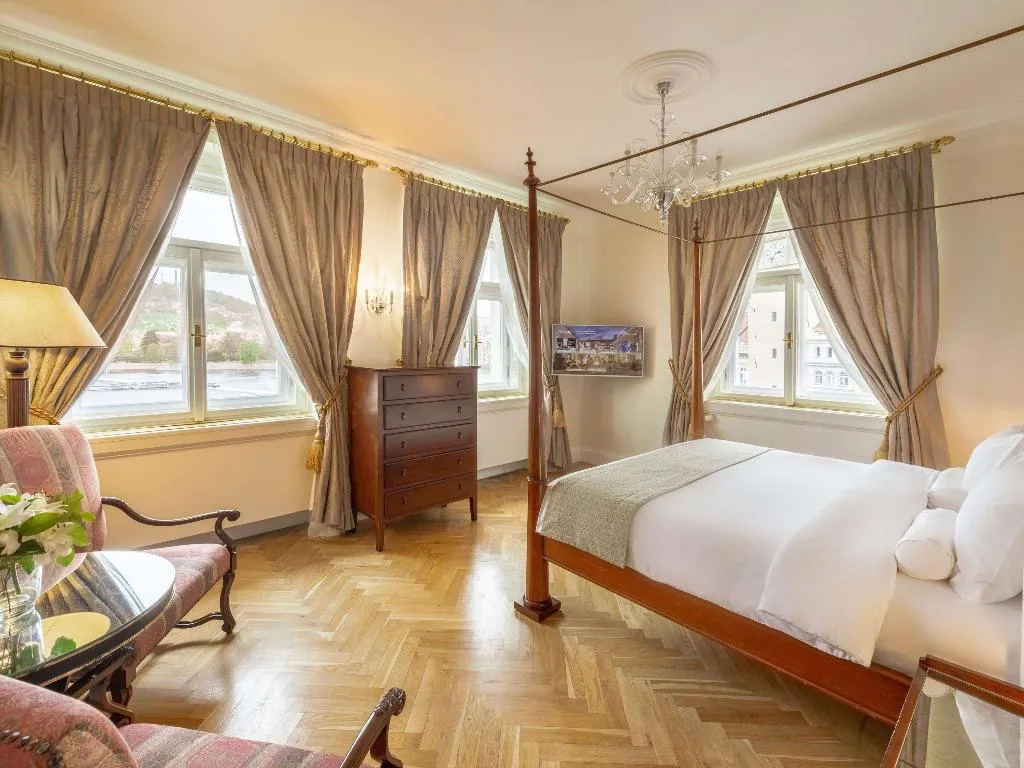 DOUBLE DELUXE RIVER VIEW Room, The Mozart Prague, Prague