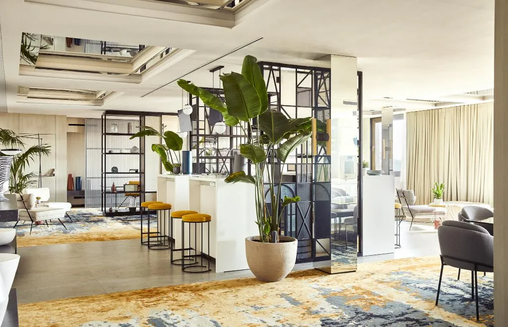 SUITE STANDARD Room, Grand Hyatt Barcelona, Barcelona