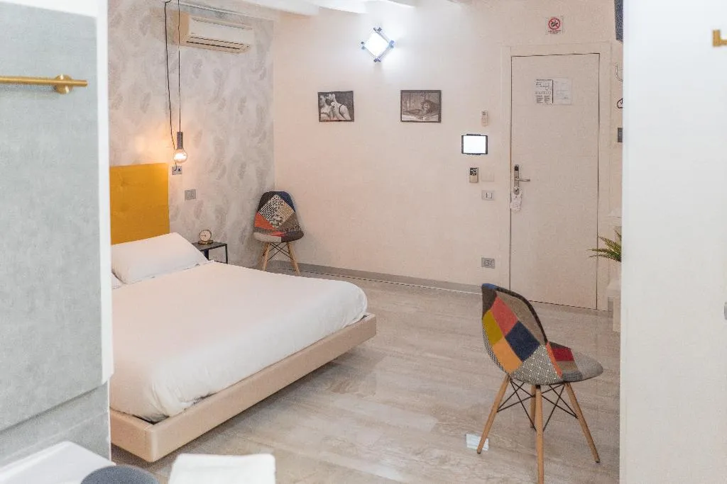DOUBLE WITH JACUZZI Room, iRooms Spanish Steps, Rome