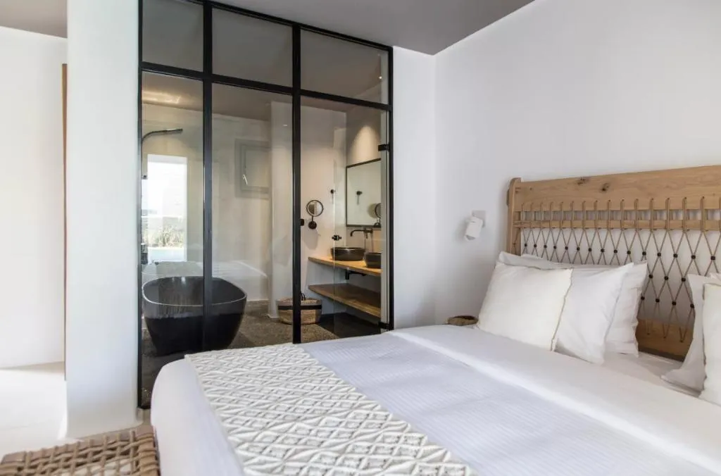 SUITE HONEYMOON Room, Adorno Suites Mykonos, Mykonos