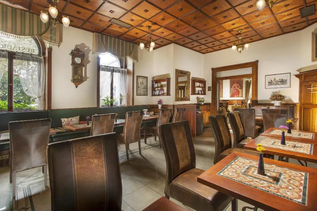 Restaurant, Green Garden Hotel Prague, Prague