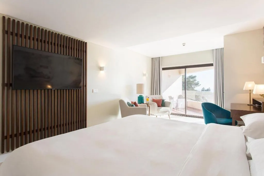 Room, Four Points By Sheraton Sesimbra, Lisbon