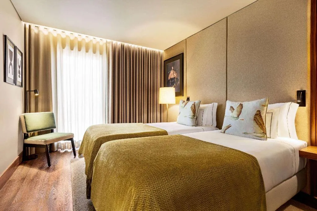 TWIN STANDARD Room, Fontinha Porto A Trademark Collection By Wyndham, Porto