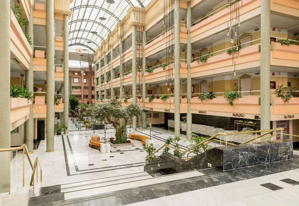 Lobby, Ilunion Alcora Sevilla, Seville