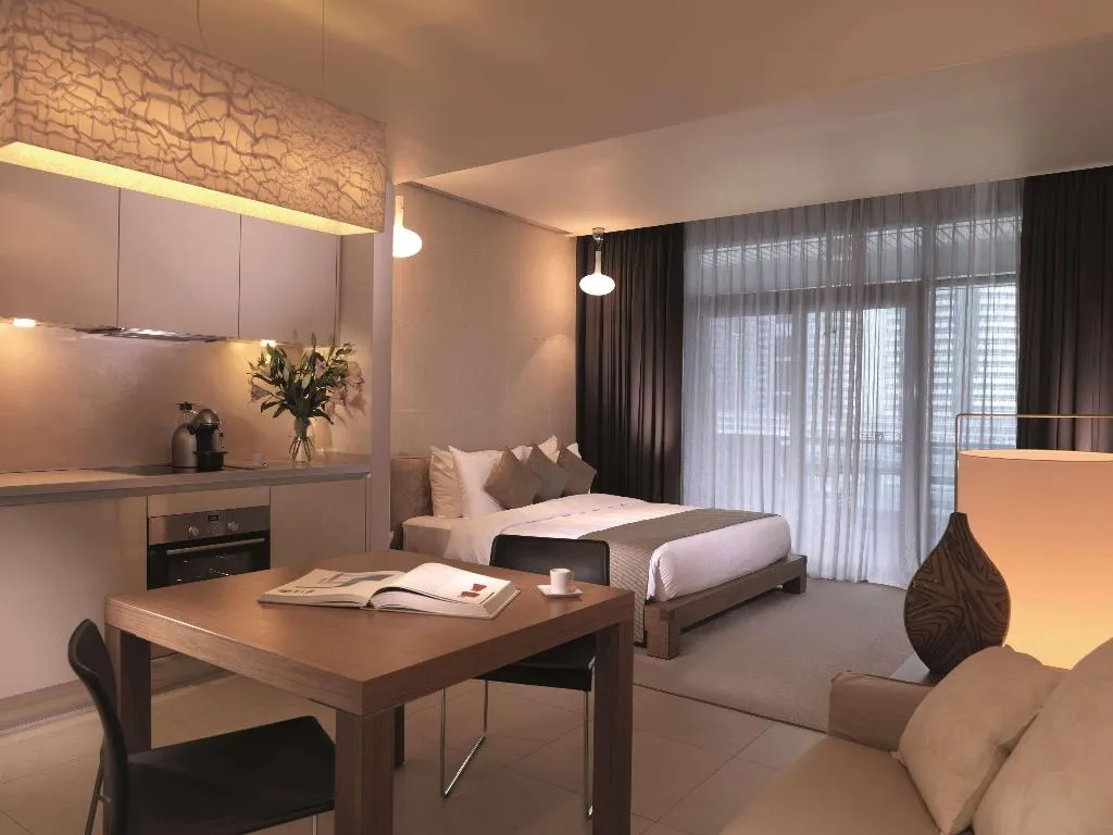 Room, Radisson Blu Residence Dubai Marina, Dubai