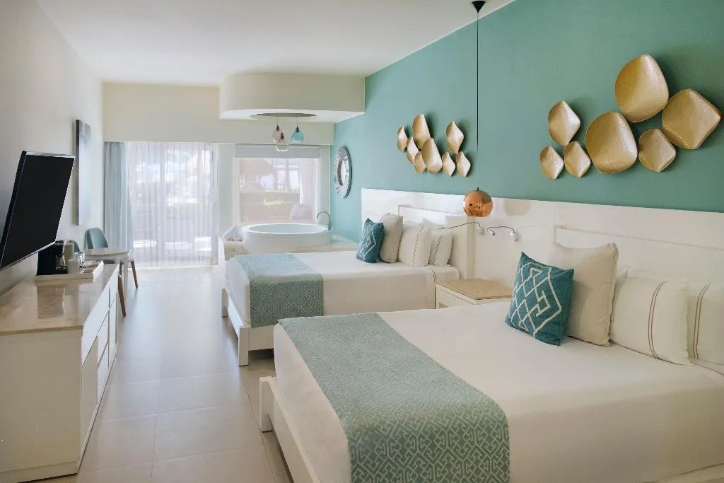 JUNIOR SUITE POOL VIEW Room, Iberostar Selection Riviera Cancun, Cancun Area