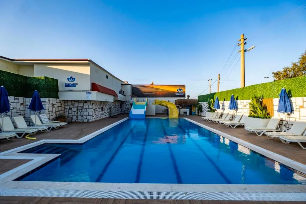 General view, Club Sideris, Izmir