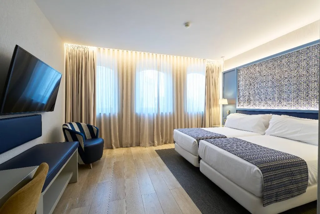 Double or Twin STANDARD Room, Catalonia Porto, Porto