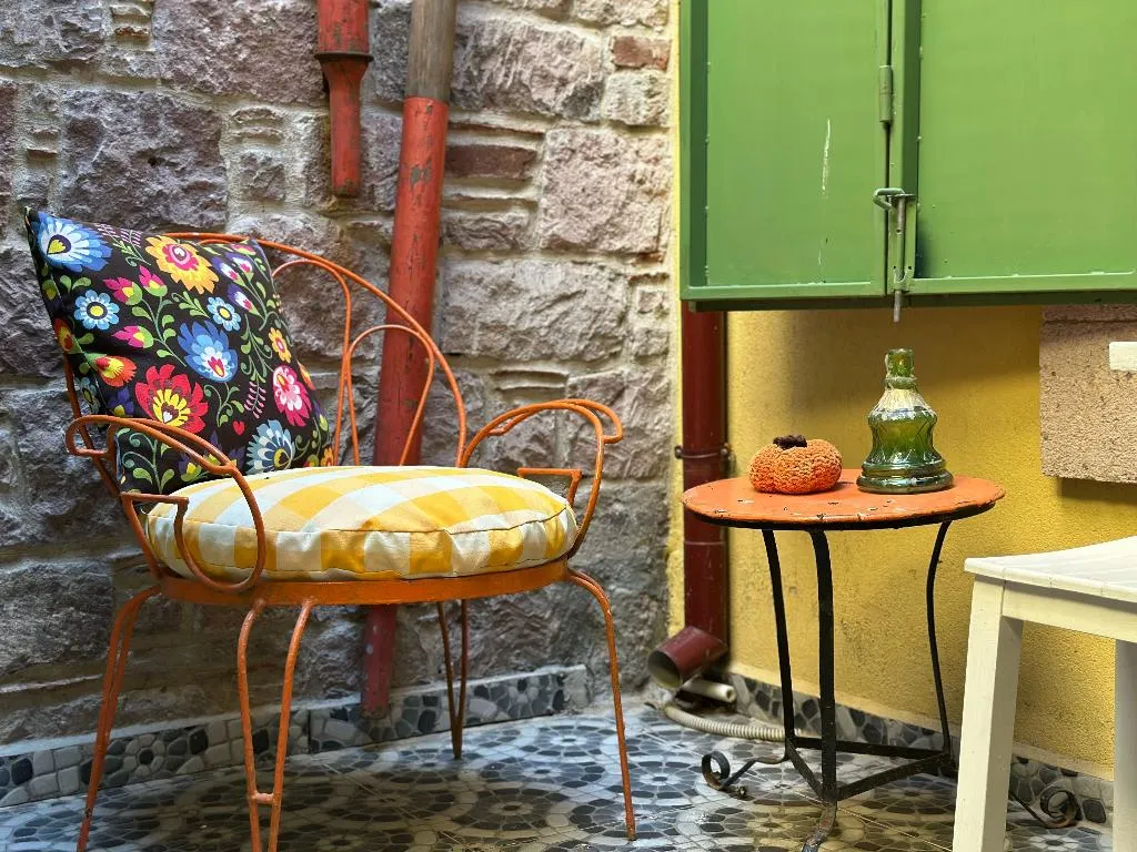 DOUBLE STANDARD Room, Perperene Konağı, Izmir
