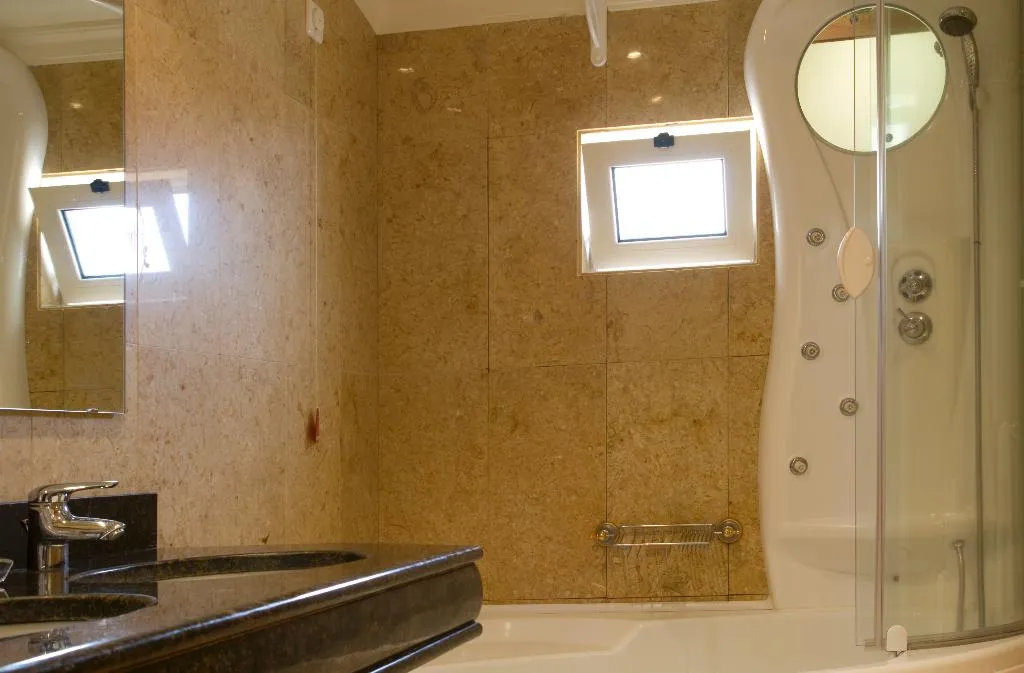 JUNIOR SUITE STANDARD Room, Quinta Bela Sao Tiago, Madeira