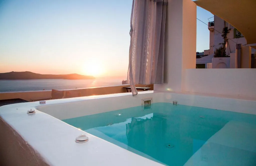 Room, Cabana 112 Cliff Suites, Santorini
