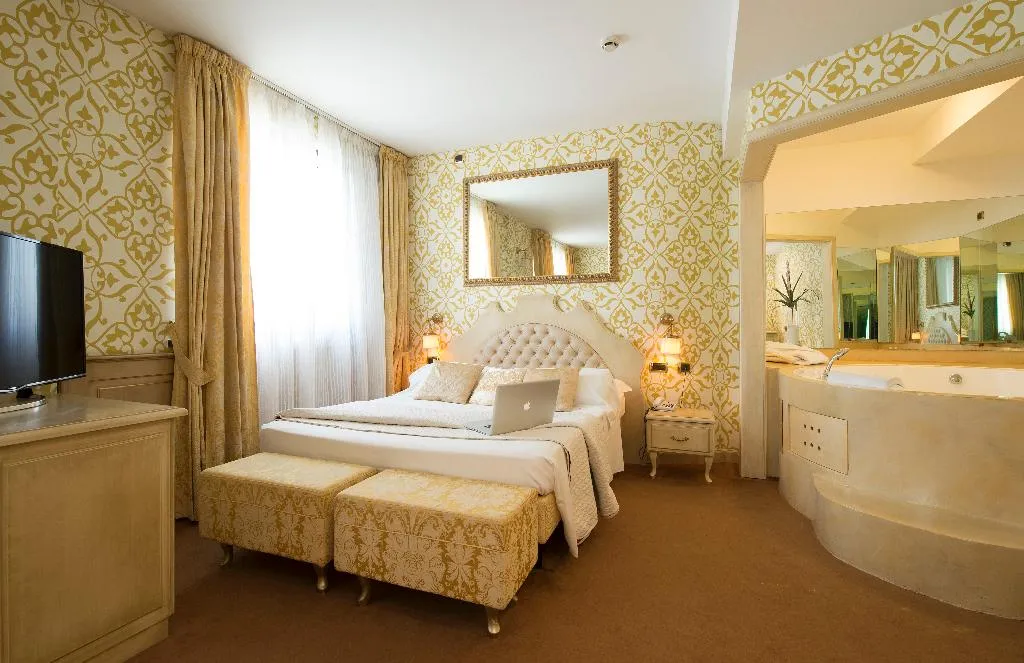 Room, Il Castelletto, Milan