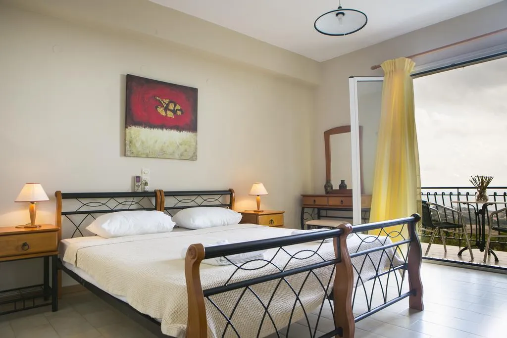 Room, Irena Studios And Apartments, Kefallinia