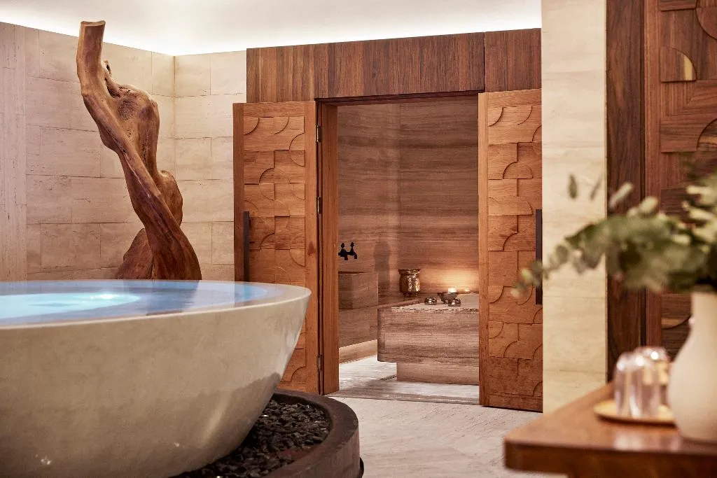 Sports and Entertainment, Rosewood Villa Magna, Madrid