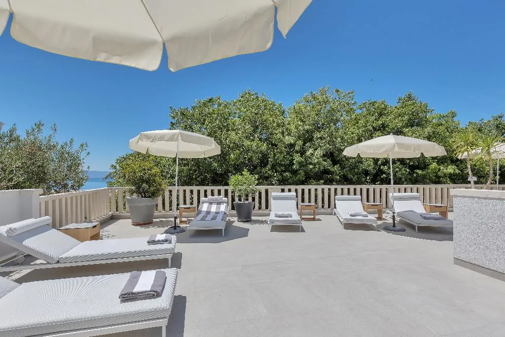 Terrace, Laurentum, Split