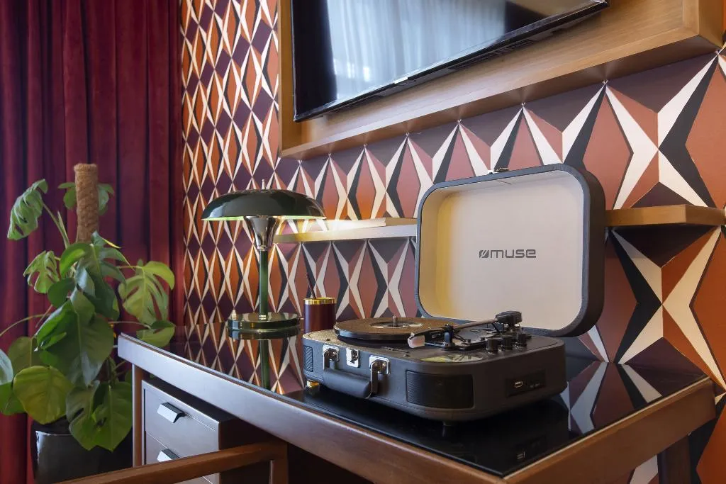Double or Twin DELUXE WITH BALCONY Room, Brown Acropol, a member of Brown Hotels, Athens
